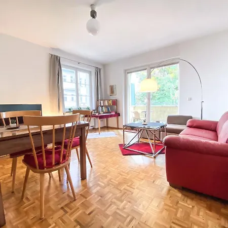 Historische 3raum Zentrumsnah In - Balkon, Tv, Marmorbad, Privatbibliothek * Leipzig