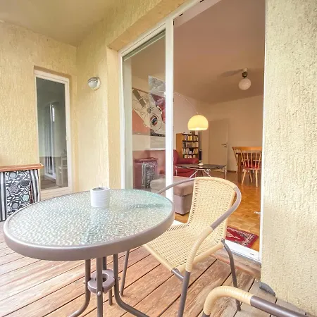 Apartamento Historische 3raum Zentrumsnah In - Balkon, Tv, Marmorbad, Privatbibliothek