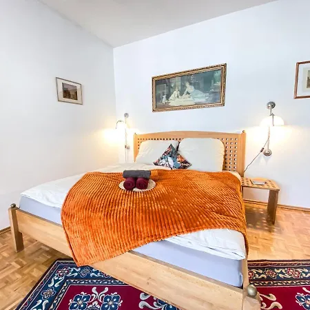 Historische 3raum Zentrumsnah In - Balkon, Tv, Marmorbad, Privatbibliothek Leipzig